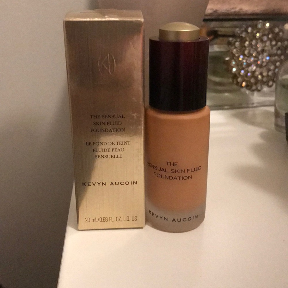 Kevyn Aucoin The sensual foundation. - Picture 1 of 6